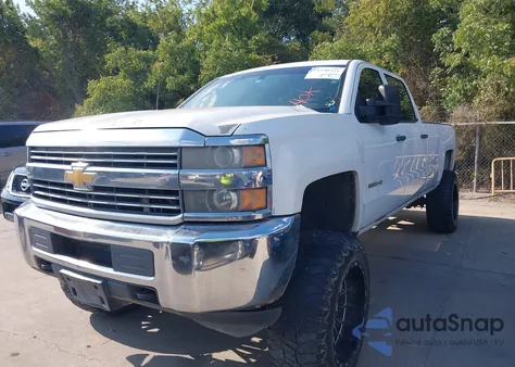 2015 Chevrolet Silverado 2500Hd Wt z USA, uszkodzony, nr VIN 1GC1CUEG1FF128780